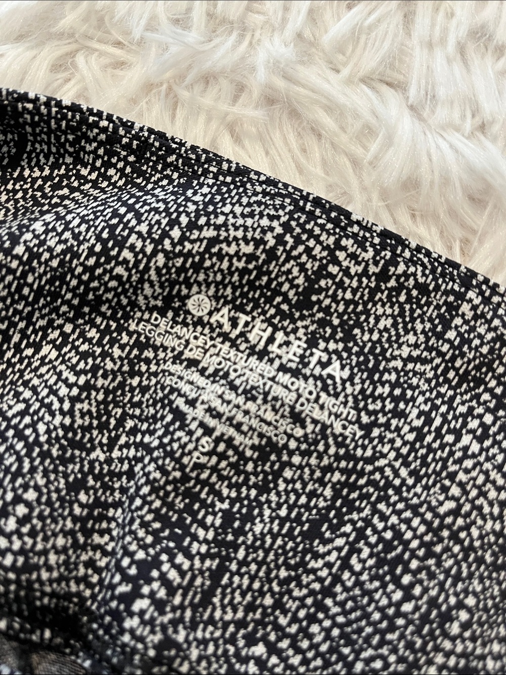 Athleta Delaney textured leggings small - Picture 5 of 7